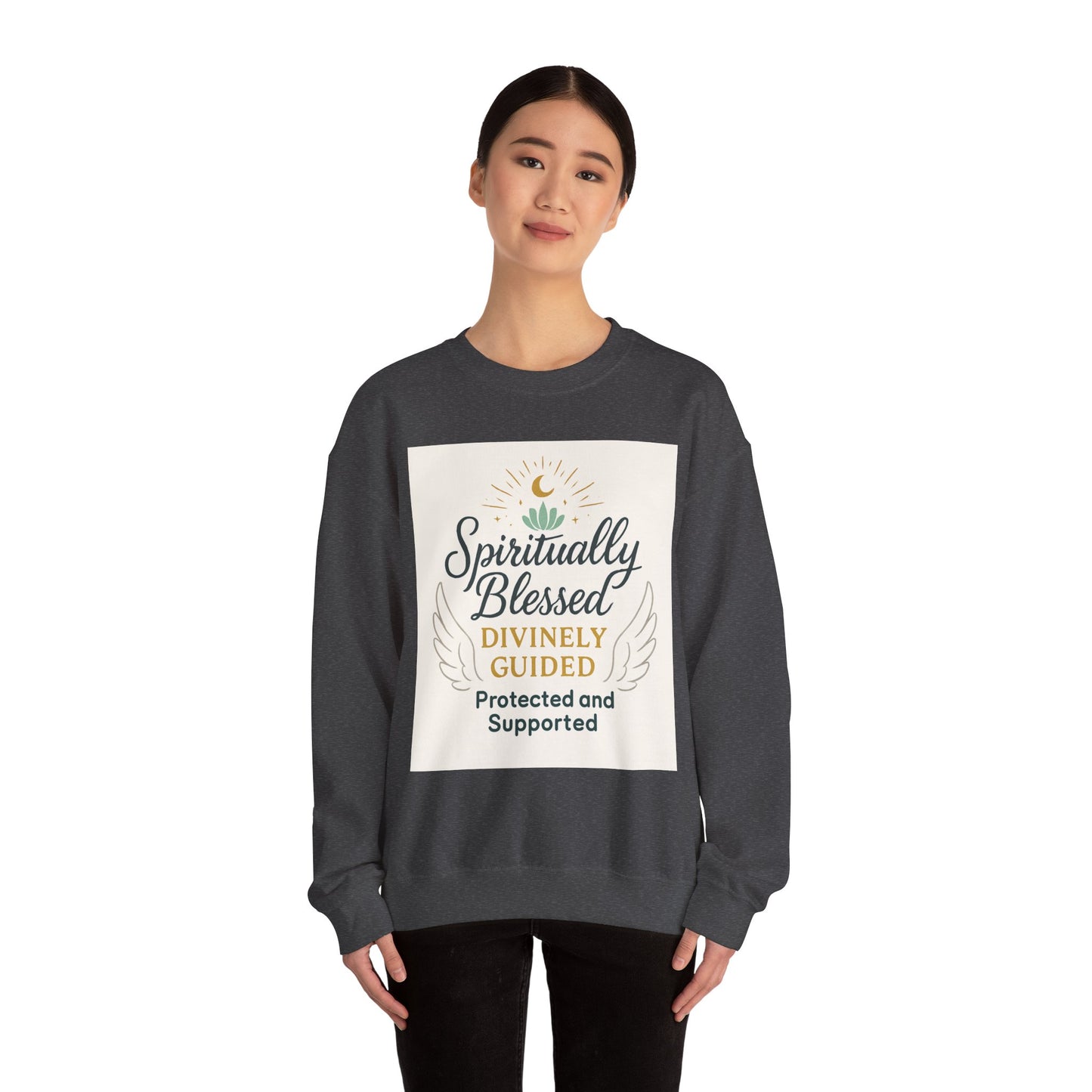 Felpa girocollo Spiritually Blessed — Pullover ispiratore "Spiritualmente benedetto, divinamente guidato" 