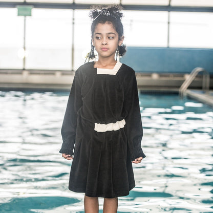 Abito in velluto nero per ragazze